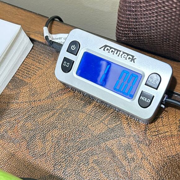 Fashion Nova Sweater Womens M Neon Yellow Cropped Cut Me Off‎ Sweater NEW - Picture 13 of 14